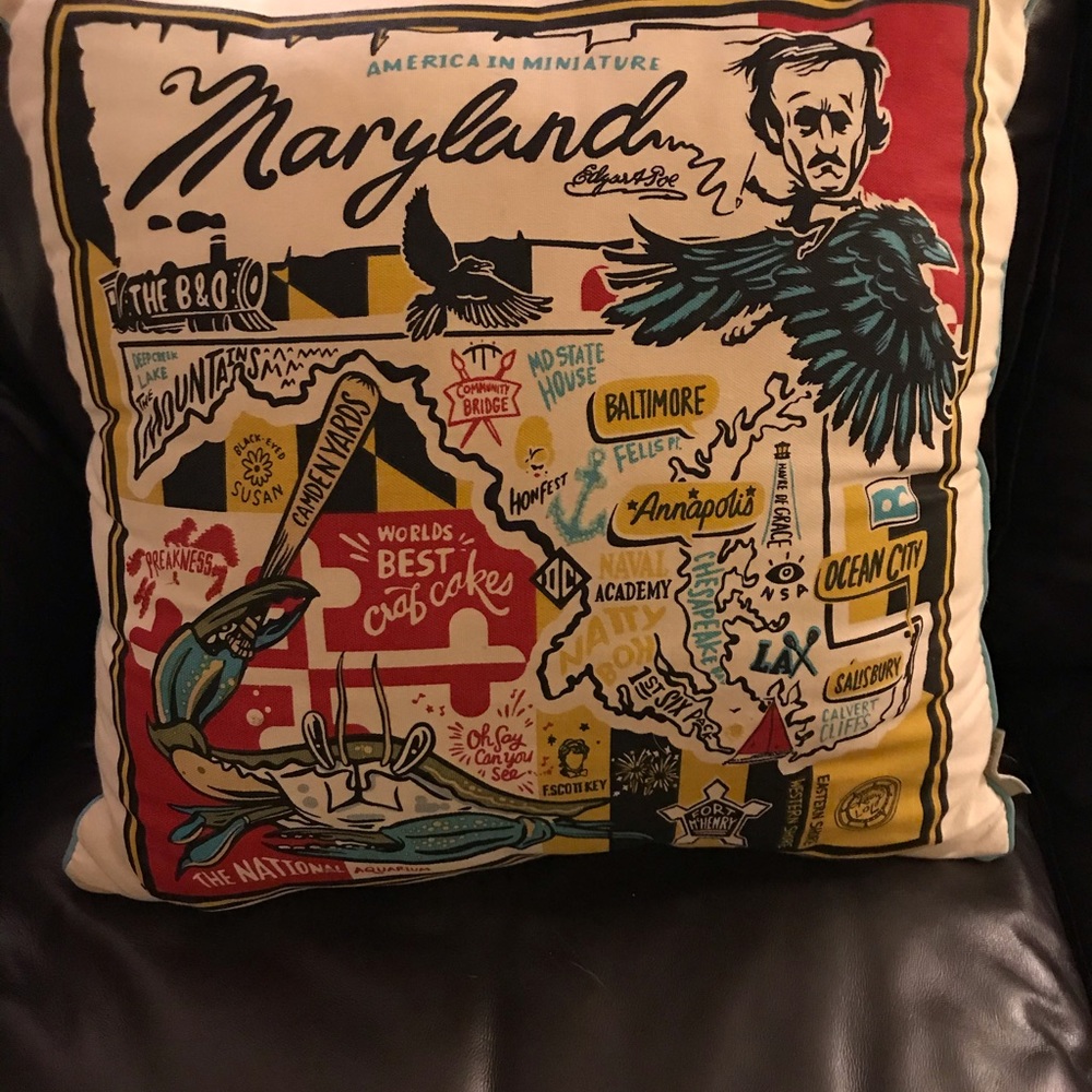 Decorative pillow